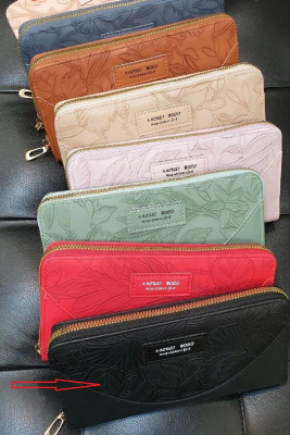 ec033fe0-ab29-473e-818b-c0f5a07aaa60