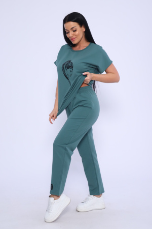 eed9c6f6-7db9-4e53-b8b8-76667d7cfc71